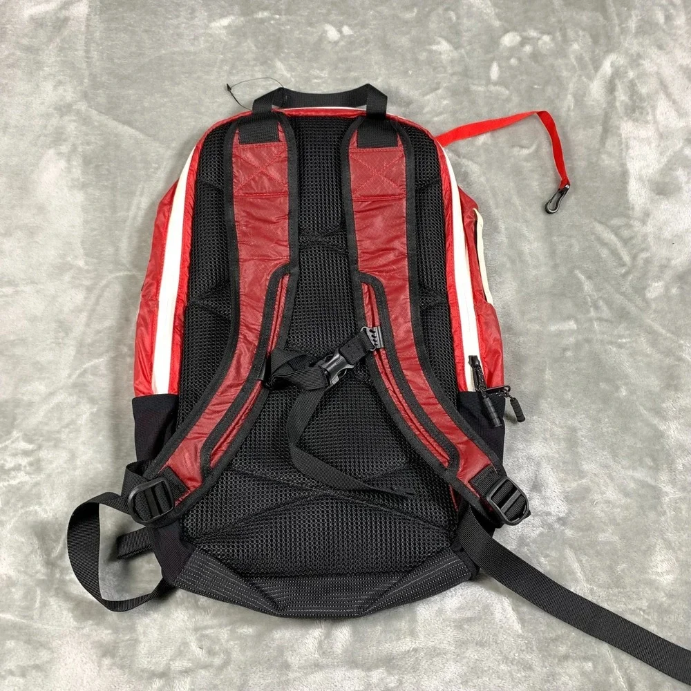 Timbuk2 Backpack Red Especial Raider Mission Cycling Lightweight Travel Commuter